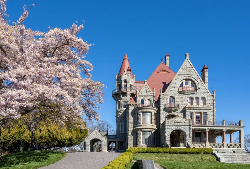Craigdarroch Castle, Canada